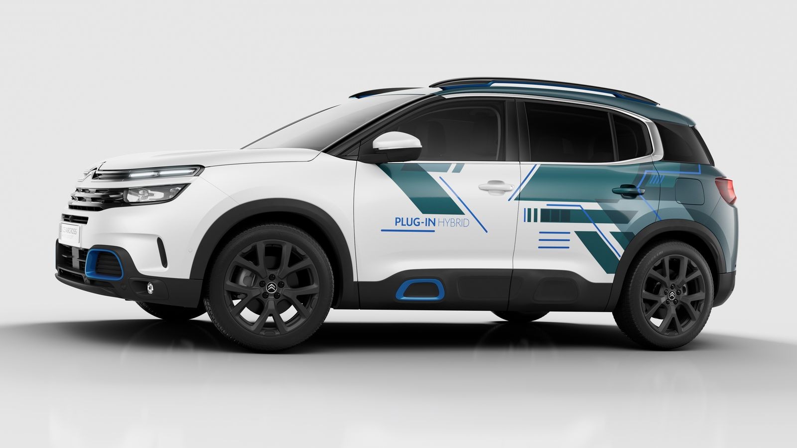 Citroen C5 Aircross: гибрид будет, а полного привода — нет